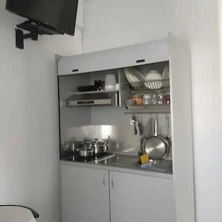 Avra 아파트